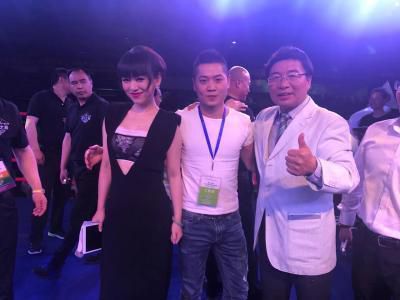 格伦·克洛斯、莎拉·保罗森、泰亚娜·泰勒、金·卡戴珊、妮... 法鲨归来！
